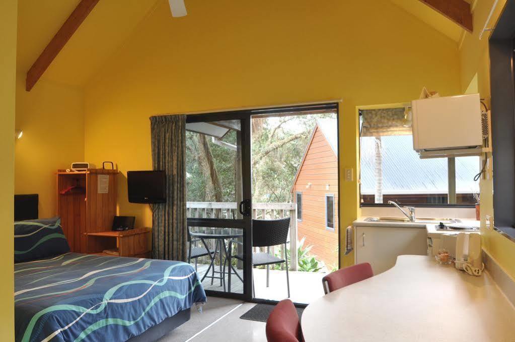 Bay Cabinz Motel Paihia Eksteriør bilde
